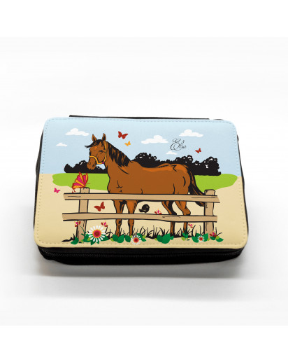 Hauptbild gefüllte Federtasche Pferd auf Weide Pferdekoppel filled pencil case horse on meadow paddock