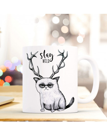 Tasse Becher Kaffeetasse Kaffeebecher Kindertasse Kinderbecher Katzentasse grumpy cat Katze mit Geweih und Spruch Sprichwort Zitat stay wild cup mug children cup children mug coffee cup coffee mug cat mug grumpy cat with antlers and quote saying stay wild