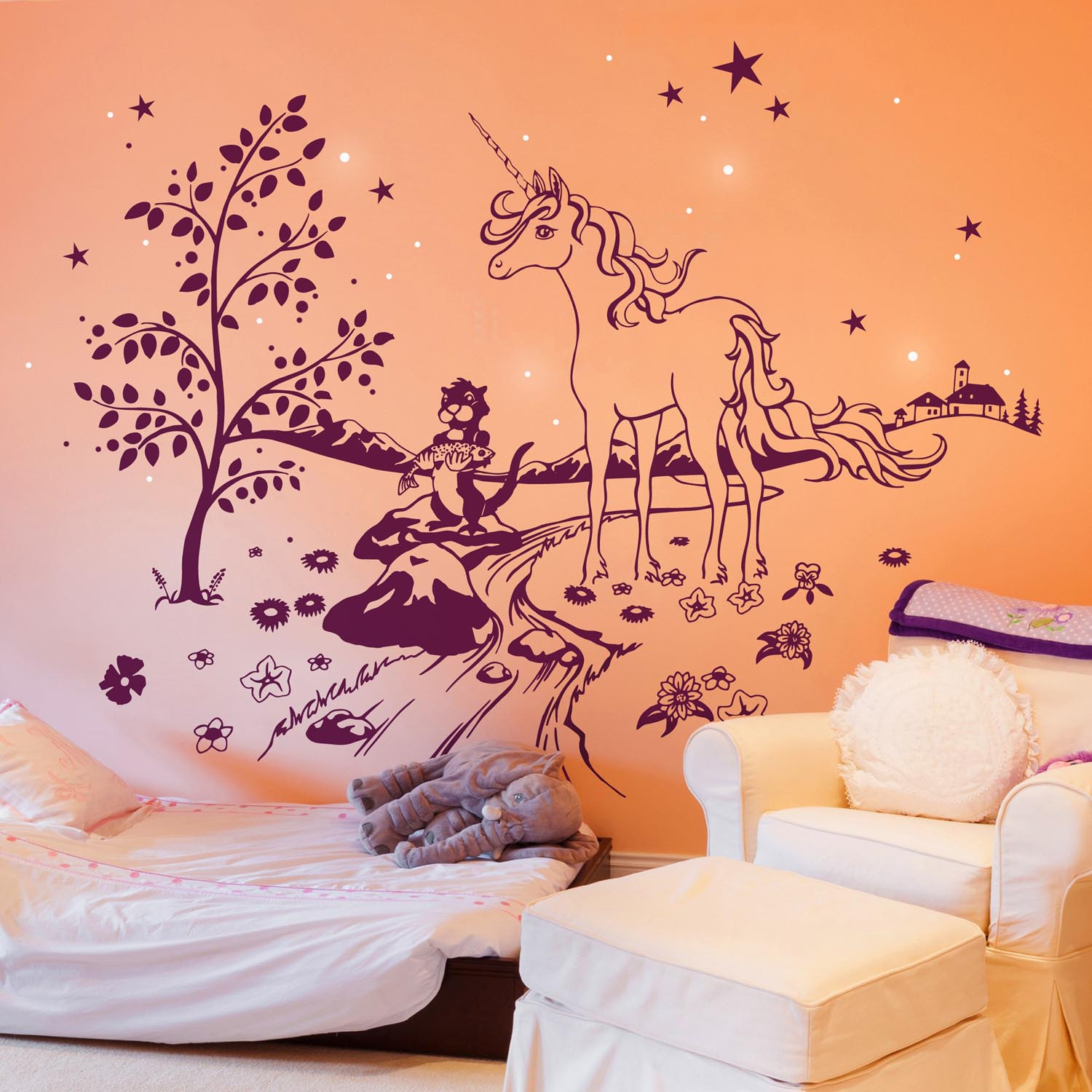 einhorn wandtattoo Wandtattoo Einhorn mit Zauberbaum Biber Bruno und Leuchtsticker Punkte