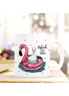 Tasse Becher Kaffeebecher mit Möwe & Flamingo Spruch Urlaub geht immer Kaffeebecher Geschenk ts679