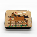 Detailbild gefüllte Federtasche Pferd auf Weide Pferdekoppel filled pencil case horse on meadow paddock